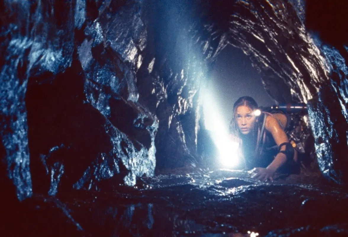 Jeskyně (The Cave), 2005 - fotogaléria