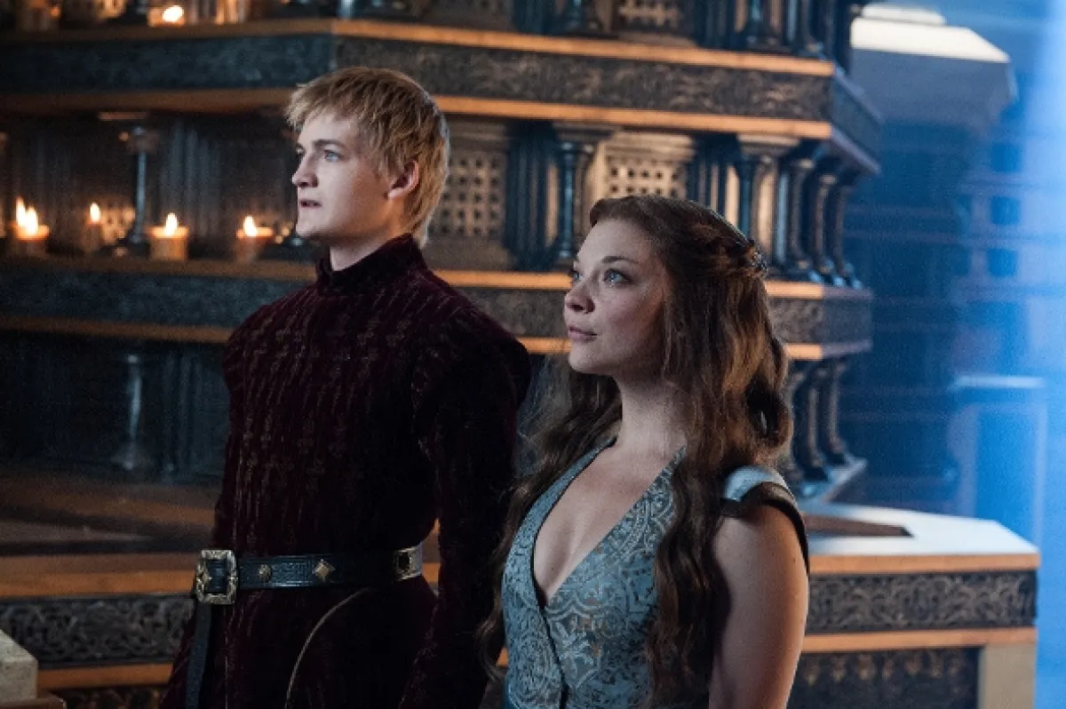 Hra o trůny (Game of Thrones III: And Now His Watch Is Ended), 2013 - fotogaléria