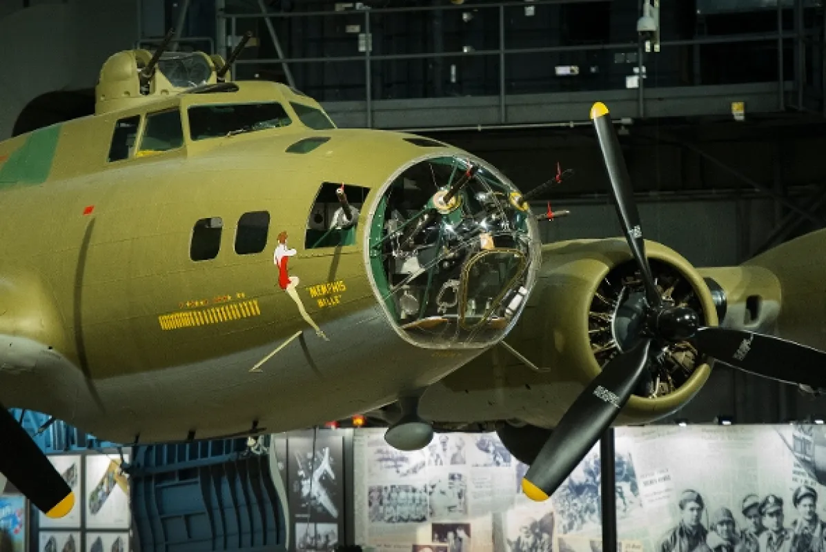 Memphiská kráska vo farbe (Memphis Belle In Color), 2019 - fotogaléria