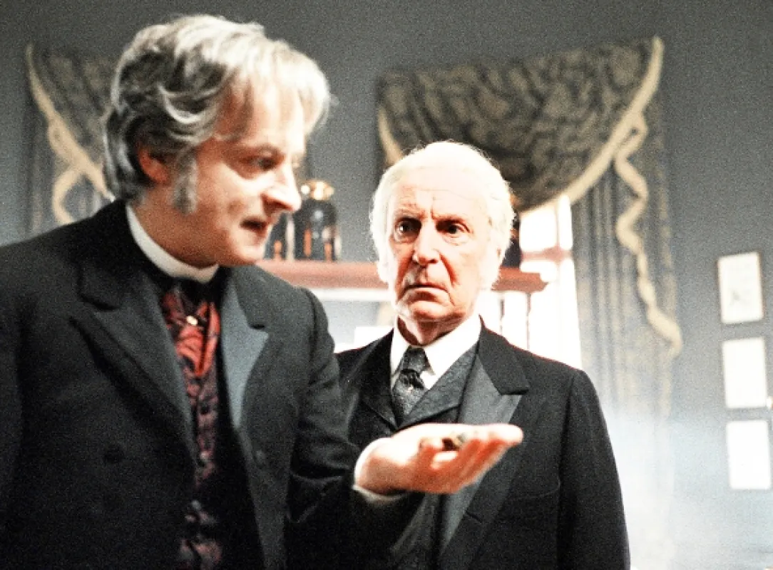 Vražedná místa (Murder Rooms), 2001 - fotogaléria