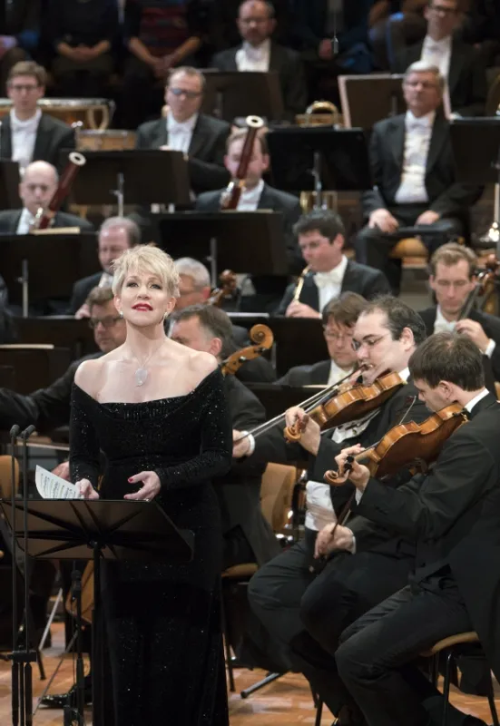 Rattle řídí Berlínské filharmoniky, 2017 - fotogaléria