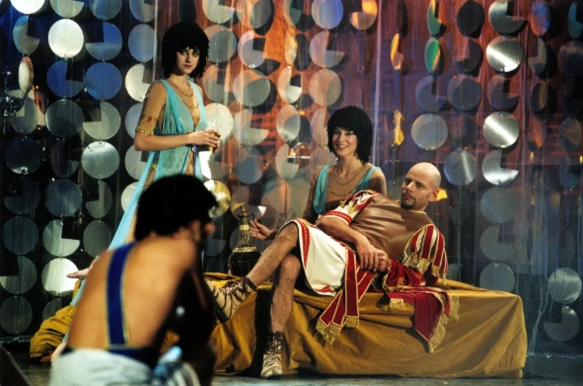 Go-Go šou, 2001 - fotogaléria
