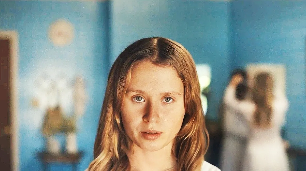 Starlingovic děvče (The Starling Girl), 2023 - fotogaléria