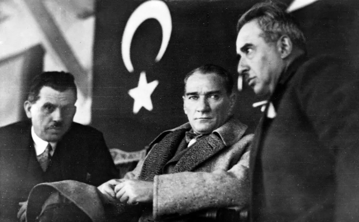 Atatürkův sen: Zrození moderního Turecka (Atatürk’s Dream: The Birth of Modern Turkey), 2023 - fotogaléria