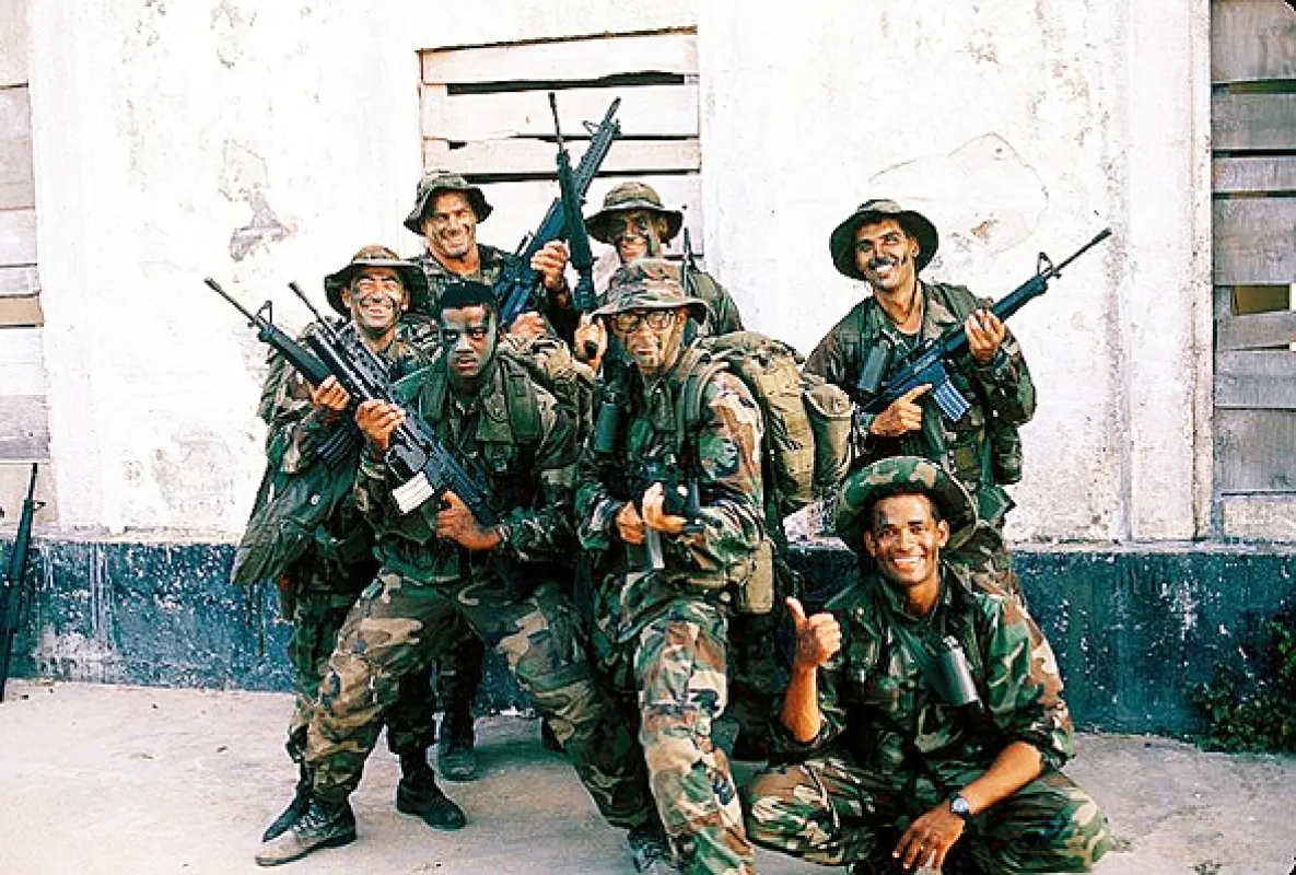 Bojové nasazení (Heartbreak Ridge), 1986 - fotogaléria