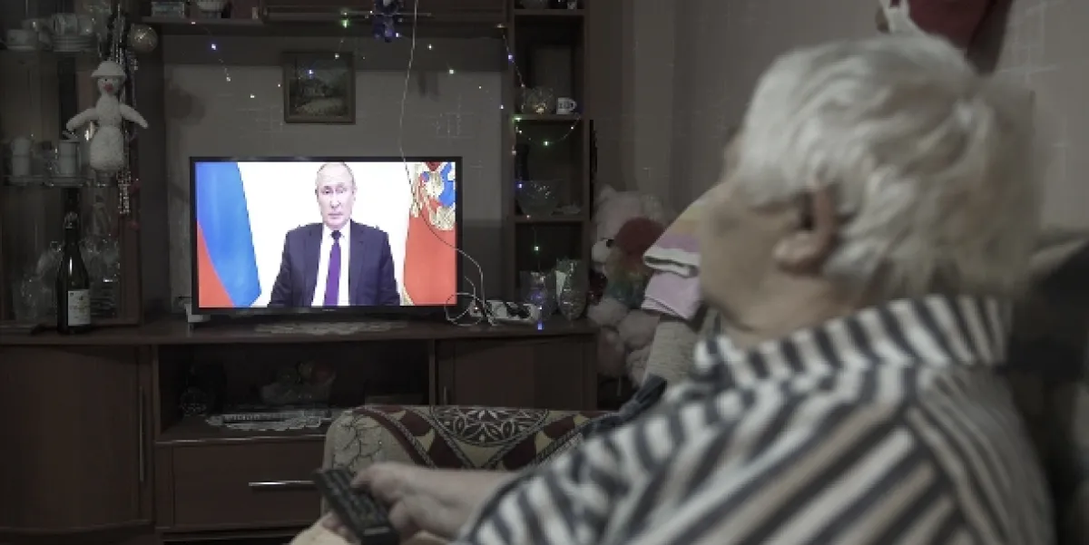 Rusko: Indoktrinace národa (Russie: Un peuple qui marche au pas), 2022 - fotogaléria