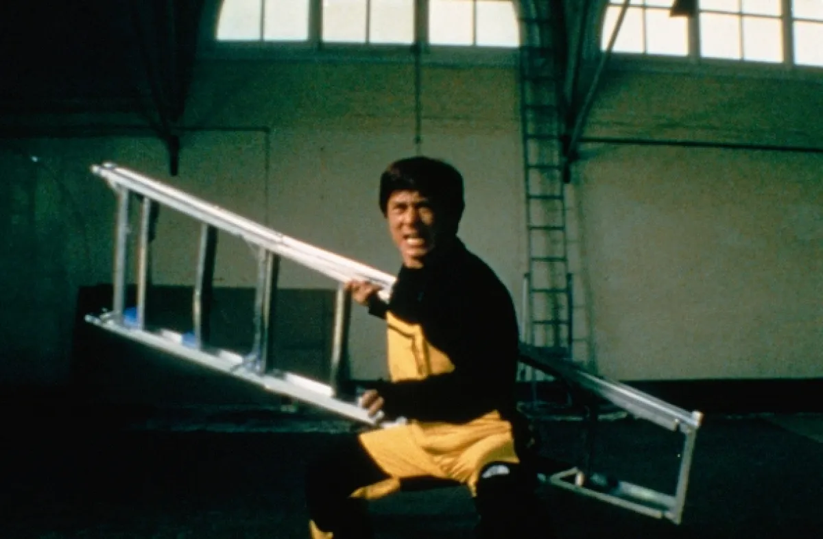 První rána (Jackie Chan’s First Strike), 1996 - fotogaléria