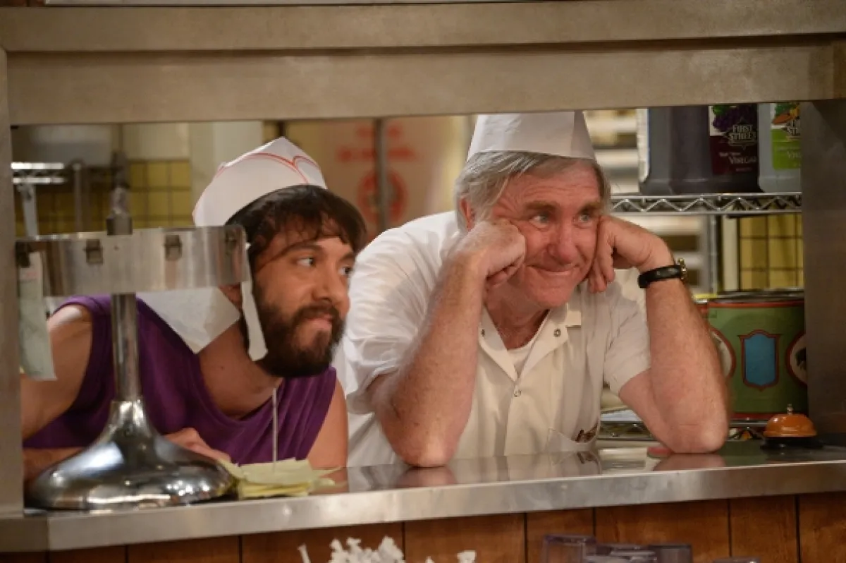 2 $ocky (2 Broke Girls V), 2015 - fotogaléria