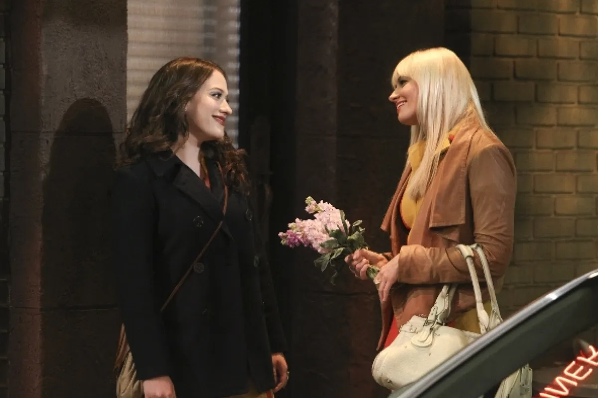 2 $ocky (2 Broke Girls III), 2013 - fotogaléria