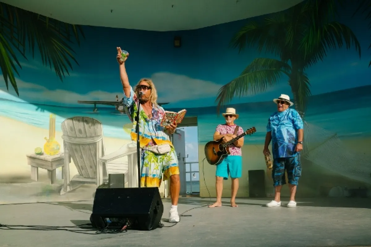 Plážový povaleč (THE BEACH BUM), 2018 - fotogaléria