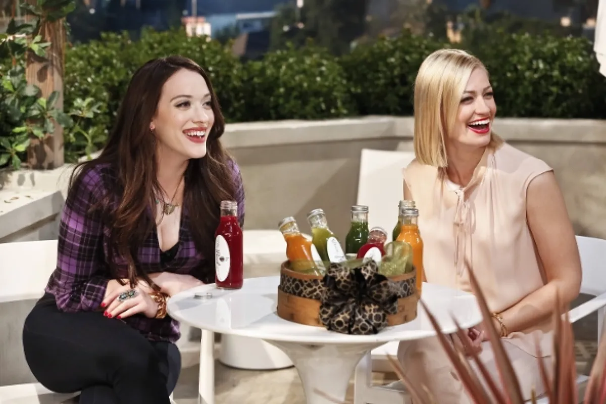 2 $ocky (2 Broke Girls V), 2015 - fotogaléria