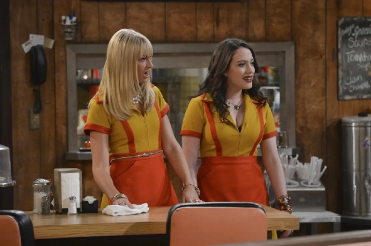 2 $ocky (2 Broke Girls), 2011 - fotogaléria