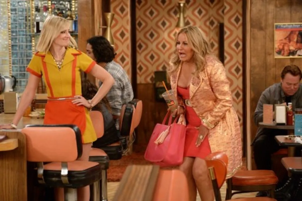 2 $ocky (2 Broke Girls V), 2015 - fotogaléria
