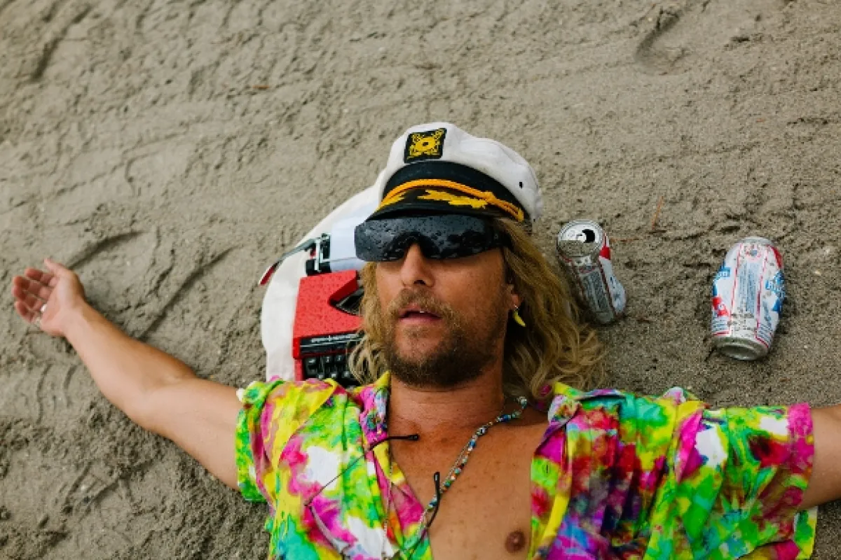 Plážový povaleč (THE BEACH BUM), 2018 - fotogaléria