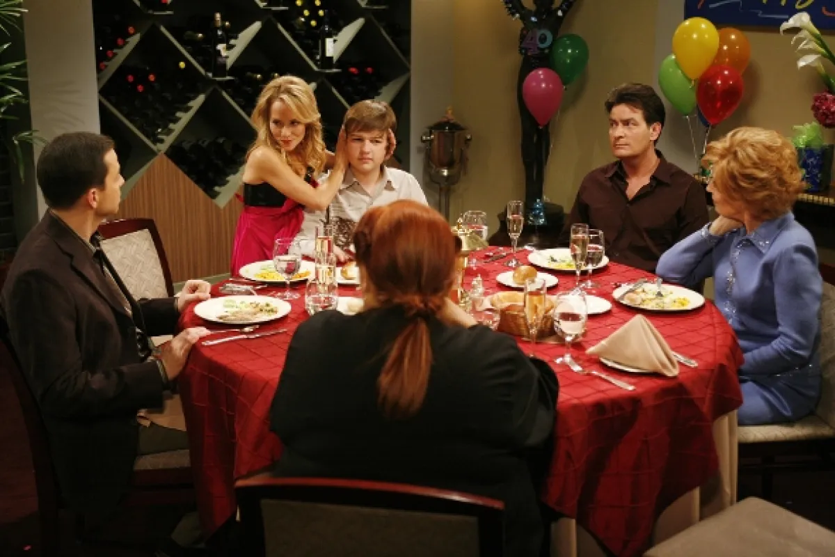 Dva a půl chlapa (Two and a Half Men VI), 2008 - fotogaléria
