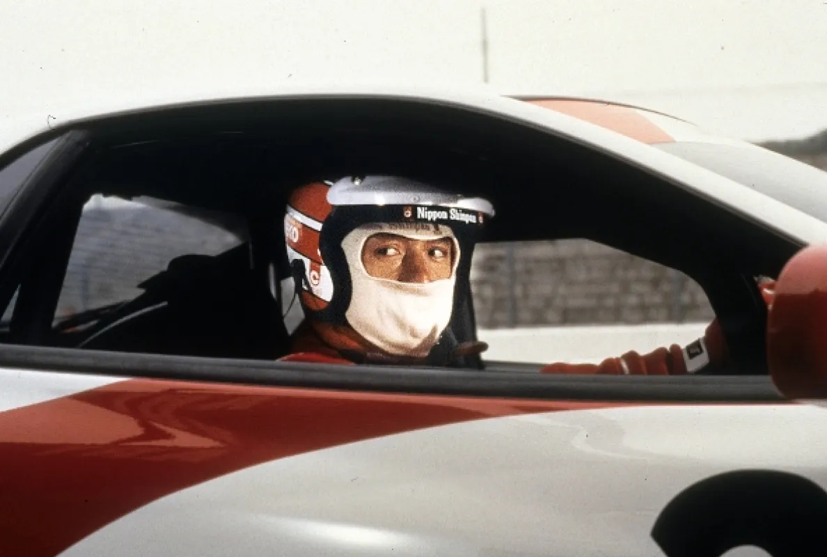 Blesk (Thunderbolt), 1995 - fotogaléria