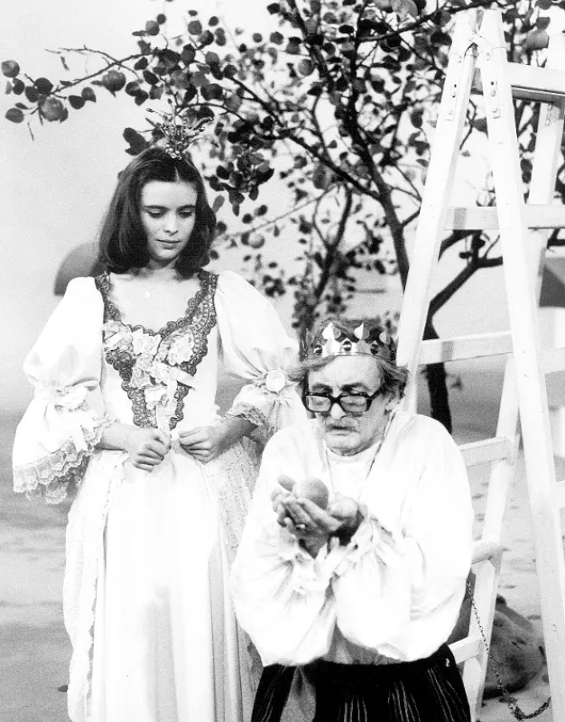 Jablíčko se dokoulelo, 1977 - fotogaléria
