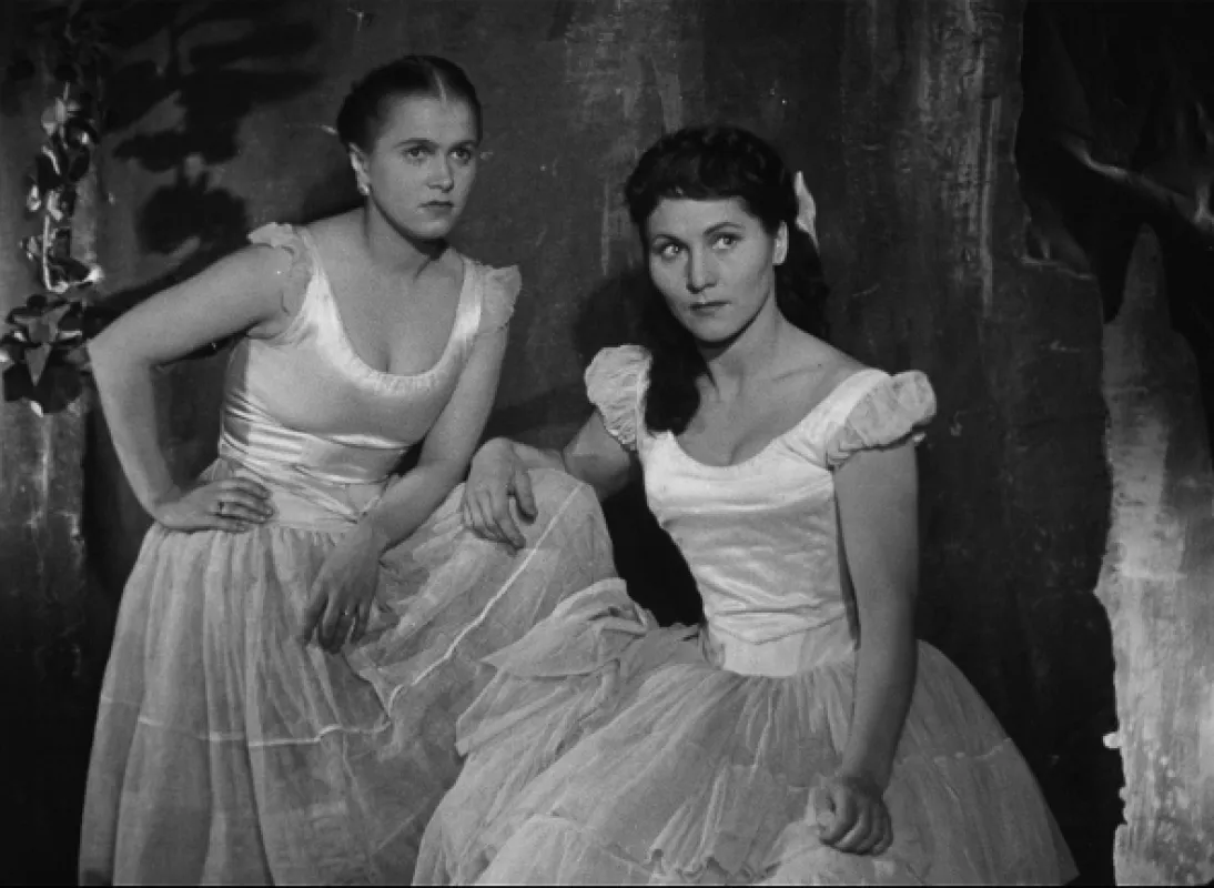 Tanečnice, 1943 - fotogaléria