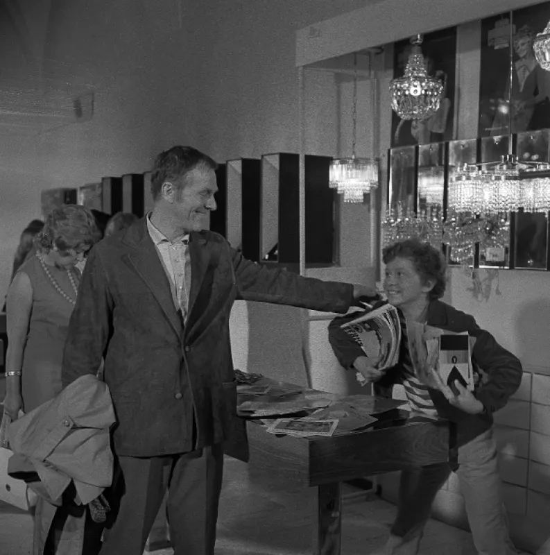My z konce světa, 1975 - fotogaléria