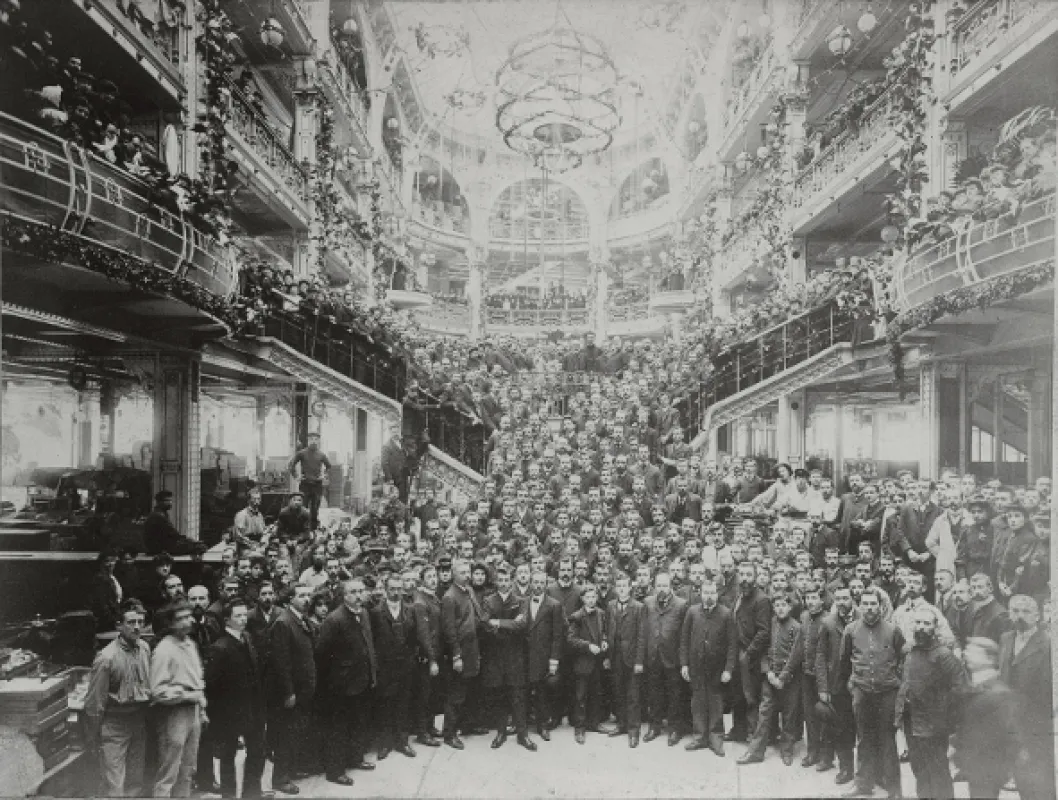 Pařížské paláce pokušení - fotogaléria