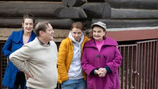 Jedna rodina (79)