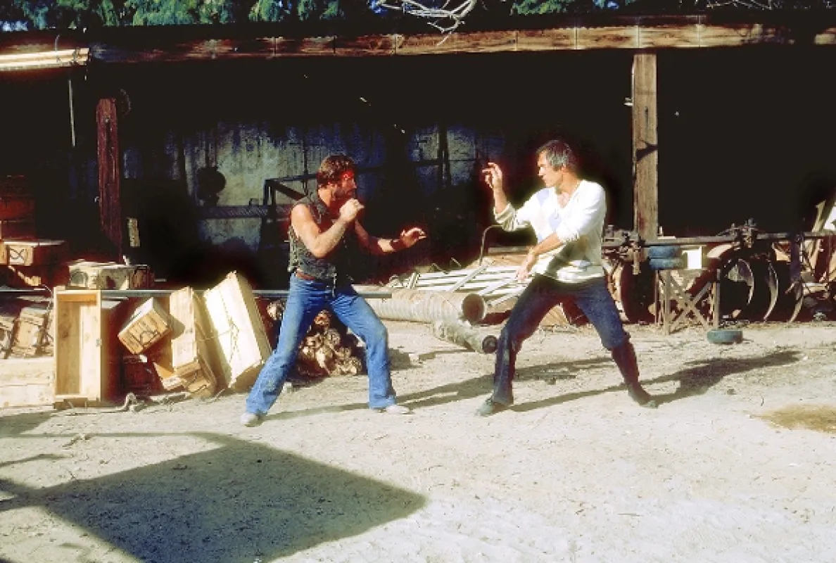 Osamělý vlk McQuade (Lone Wolf McQuade), 1983 - fotogaléria