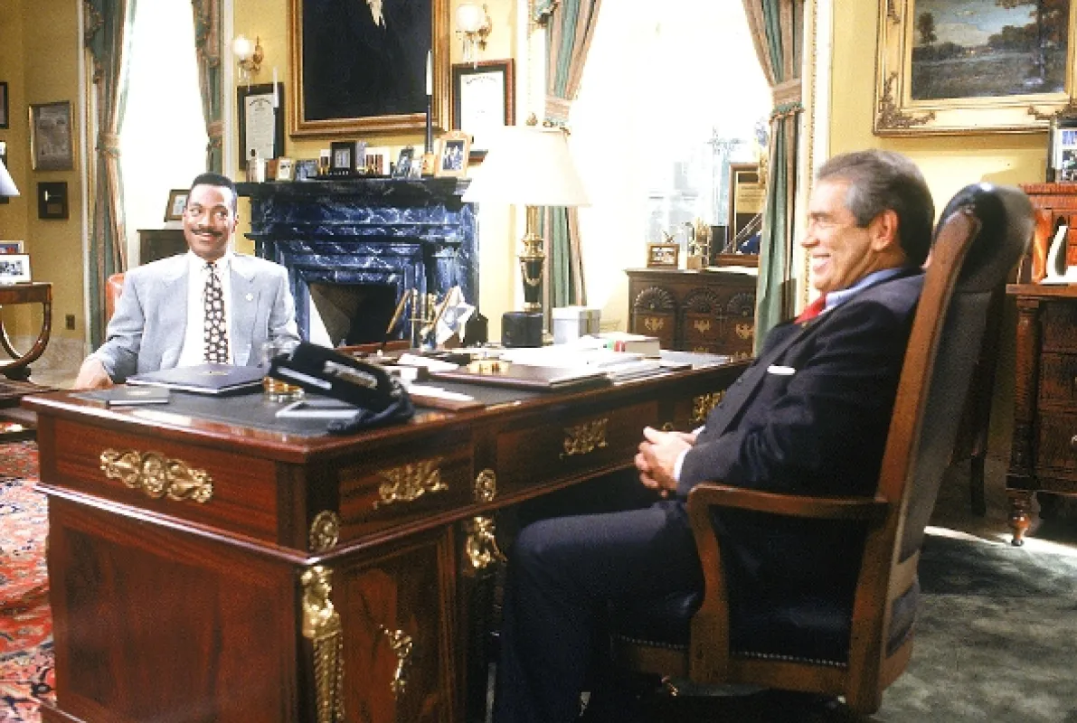 Dokonalý džentlmen (The Distinguished Gentleman), 1992 - fotogaléria
