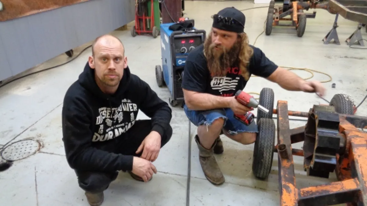 Bratři v dieselu (Diesel Brothers I), 2016 - fotogaléria