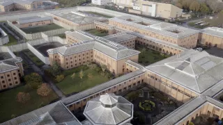 Vo väznici Belmarsh (2/2)