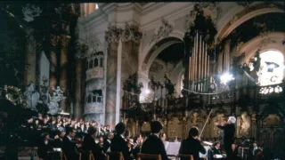 Bernstein řídí Haydnovu válečnou mši