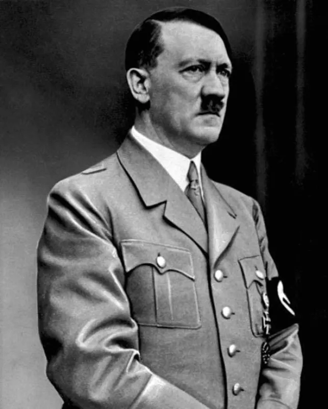 Hitler a nacisti (Hitler and the Nazis), 2011 - fotogaléria
