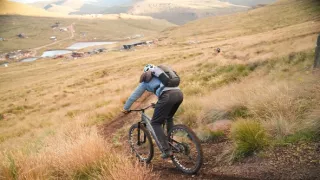 Svetom na bicykli (2/8)