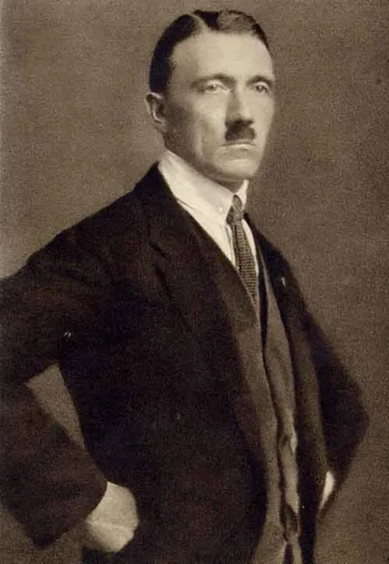 Hitler a nacisti (Hitler and the Nazis), 2011 - fotogaléria