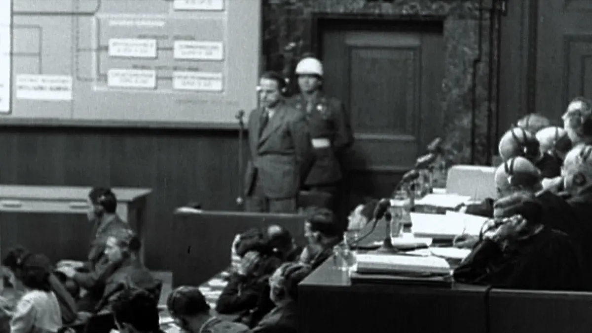 Einsatzgruppen: nacistické smrtiace komandá - fotogaléria