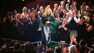 Kylie Minogue v Royal Albert Hall 2023