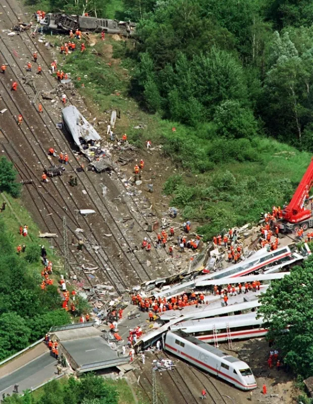 Katastrofa na spadnutie (Countdown to Catastrophe), 2019 - fotogaléria
