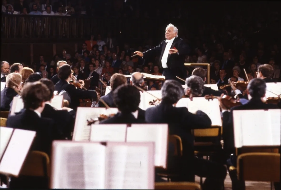 Bernstein řídí Debussyho Obrazy, 1989 - fotogaléria