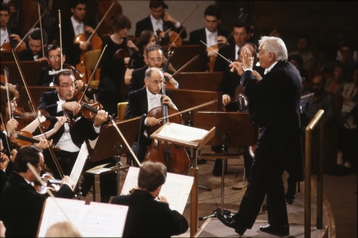 Bernstein řídí Debussyho Obrazy, 1989 - fotogaléria
