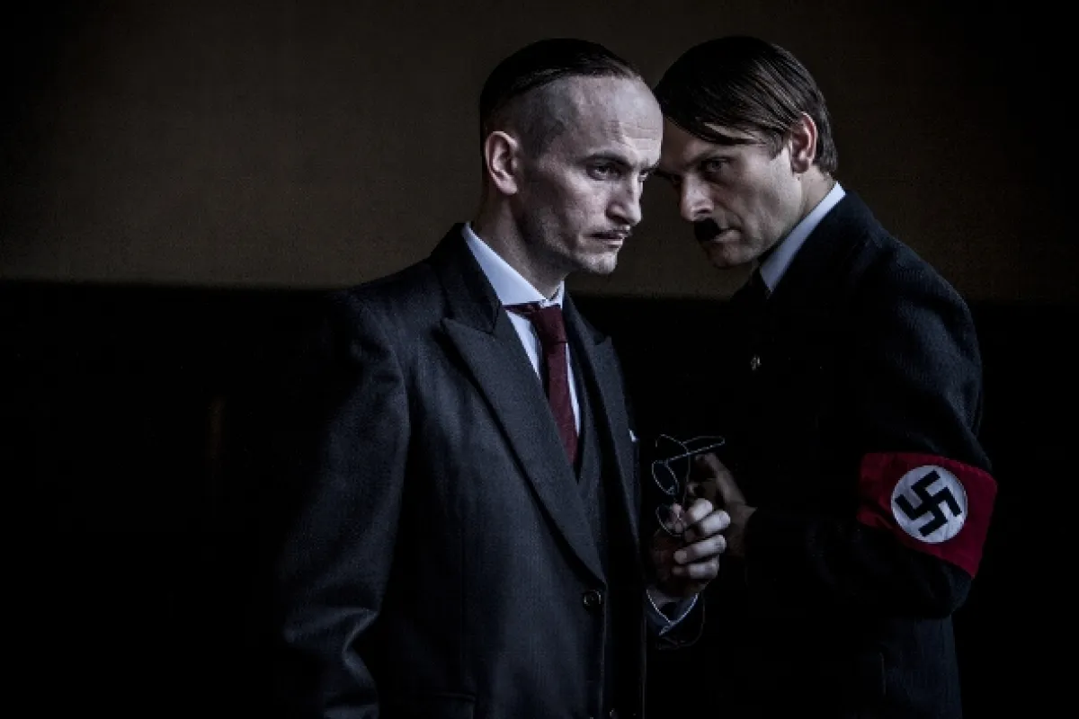 Hitlerov kruh zla - fotogaléria