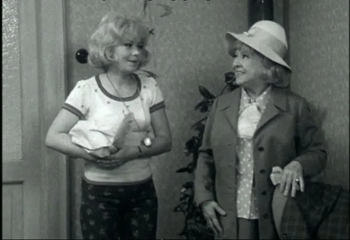 Tetička za všechny peníze, 1975 - fotogaléria
