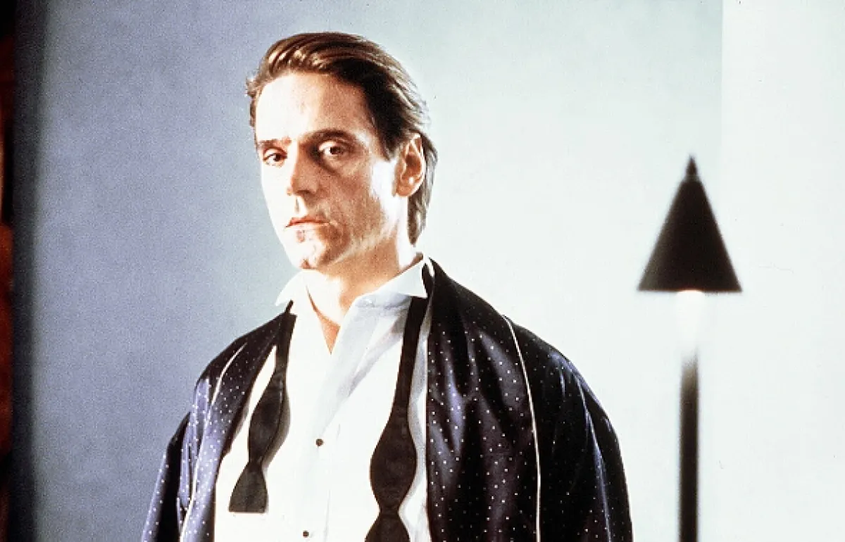 Příliš dokonalá podoba (Dead Ringers), 1988 - fotogaléria