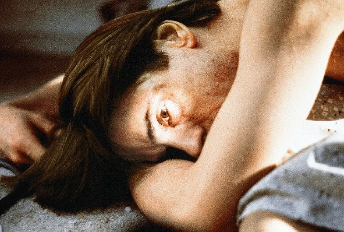 Příliš dokonalá podoba (Dead Ringers), 1988 - fotogaléria