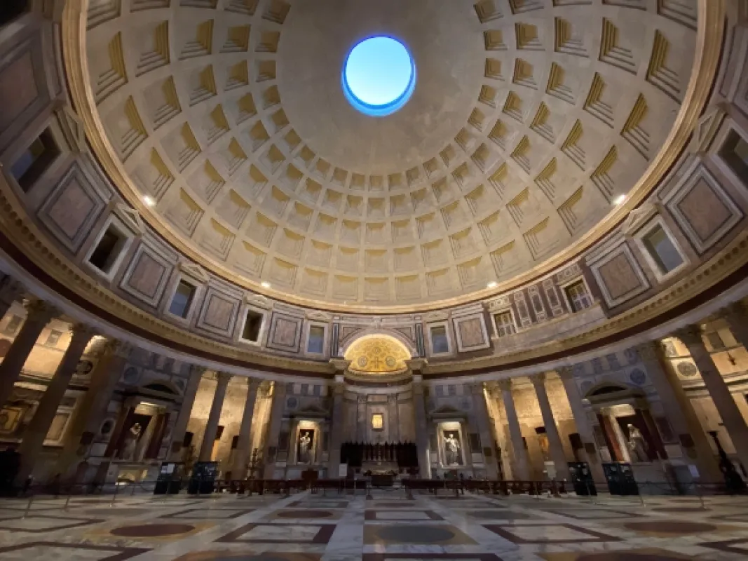 Římský Pantheon - antické veledílo - fotogaléria