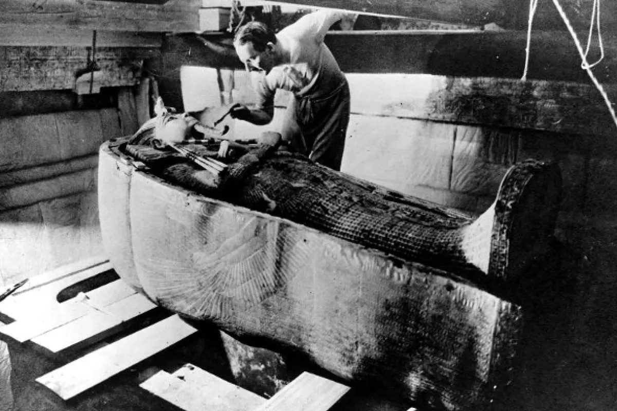 Muž, který fotil Tutanchamona (The Man who Shot Tutankhamun), 2017 - fotogaléria