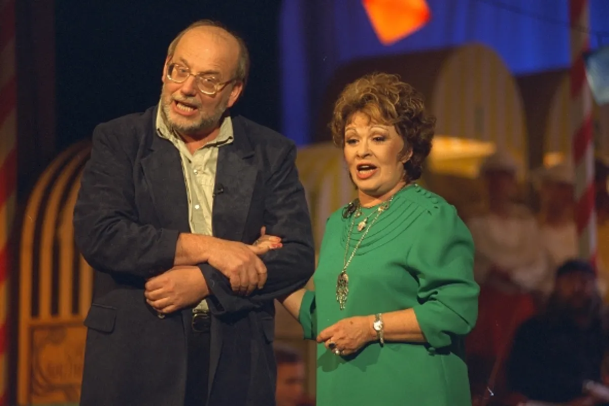 Novoty, 2001 - fotogaléria