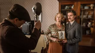 Agatha Christie: Vraždy podľa abecedy (1/2)