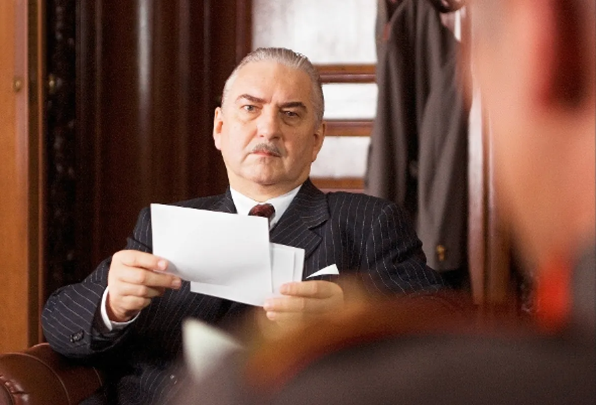 Devatenáct klavírů, 2008 - fotogaléria