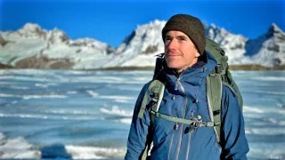 Divočinou se Simonem Reevem
