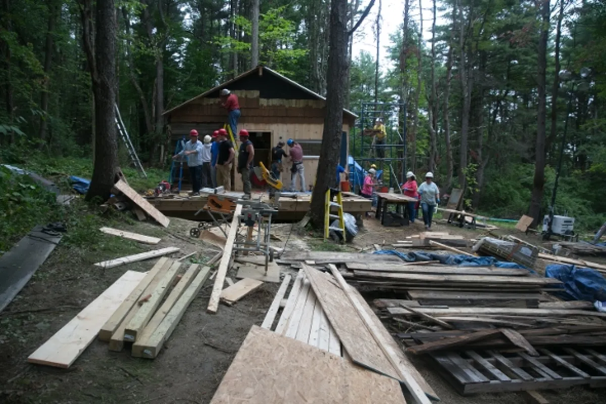 Stavby v divočině (Building Wild II), 2015 - fotogaléria