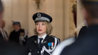 Inspektorka Candice Renoirová X